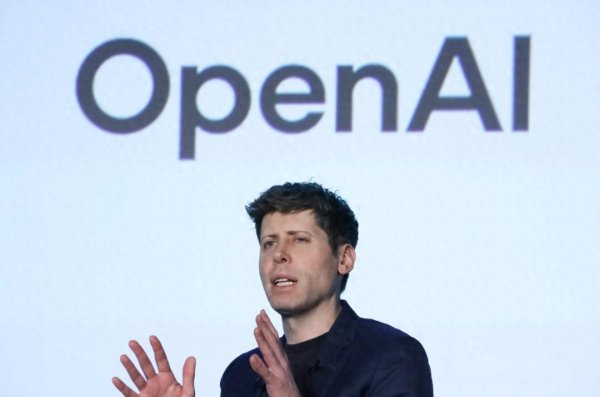 深富策略 刚刚, OpenAI把1GW超算中心直接给了印度, 奥特曼即将亲赴办事处